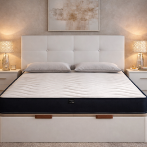 dormitorio blanco con cabecero tapizado decorativo y colchón cómodo